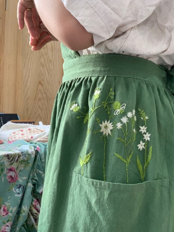 Custom waist apron